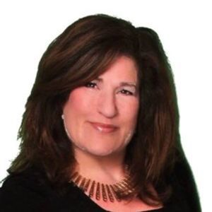 Meet your Posher, Aviva